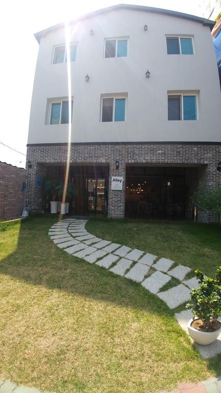 Alley Guesthouse Gyeongju Exterior photo